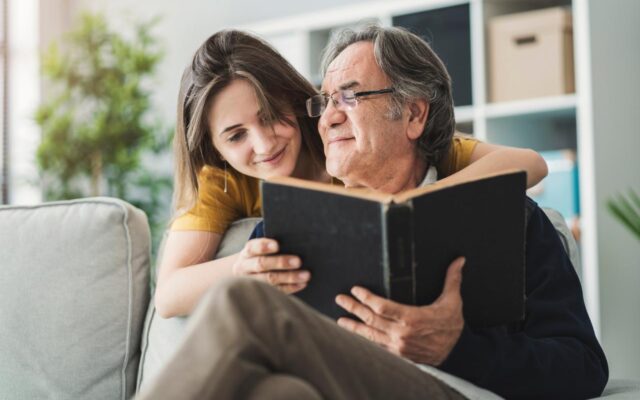Rahvusvaheline kallistamise päev tuletab meelde, et vahel on suurim tervise ja heaolu allikas vaid üks lihtne liigutus – siiras kallistus.